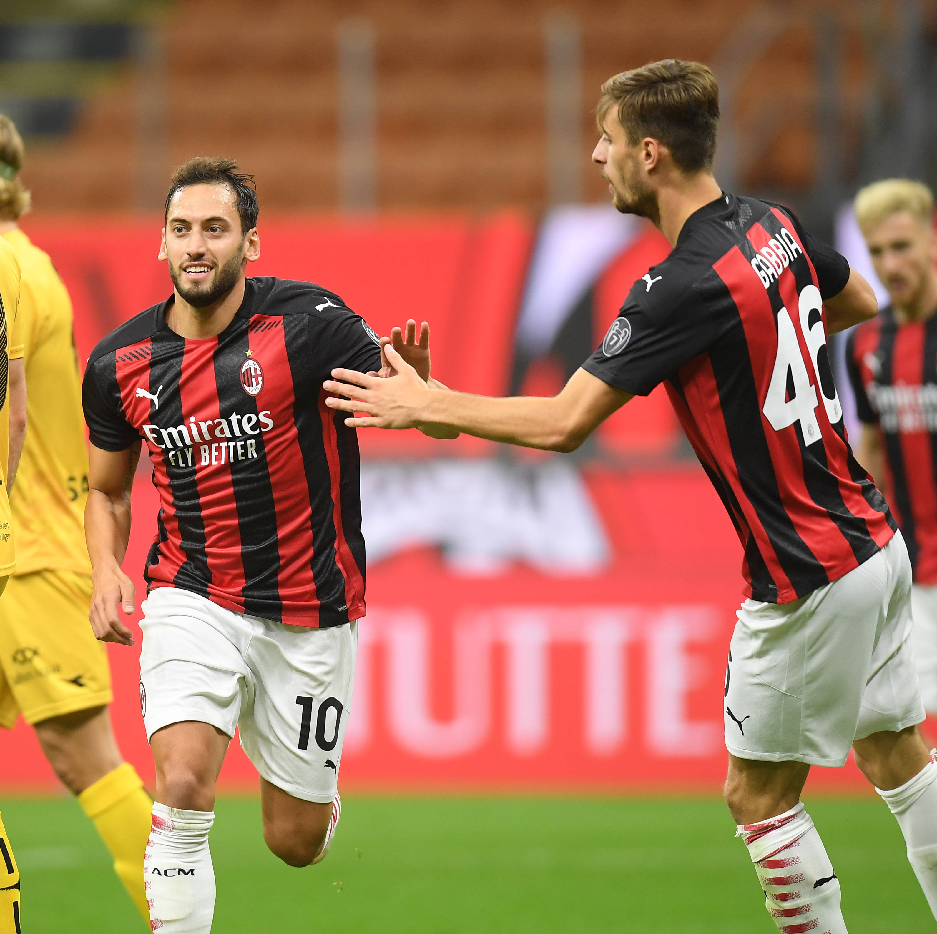 特朗普：球票销量破纪录可真是太棒了；我们有一线希望夺冠